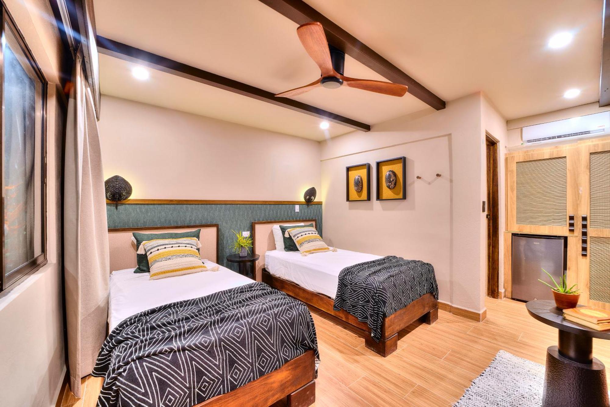 Conga Boutique Hotel Puerto Viejo de Talamanca Luaran gambar