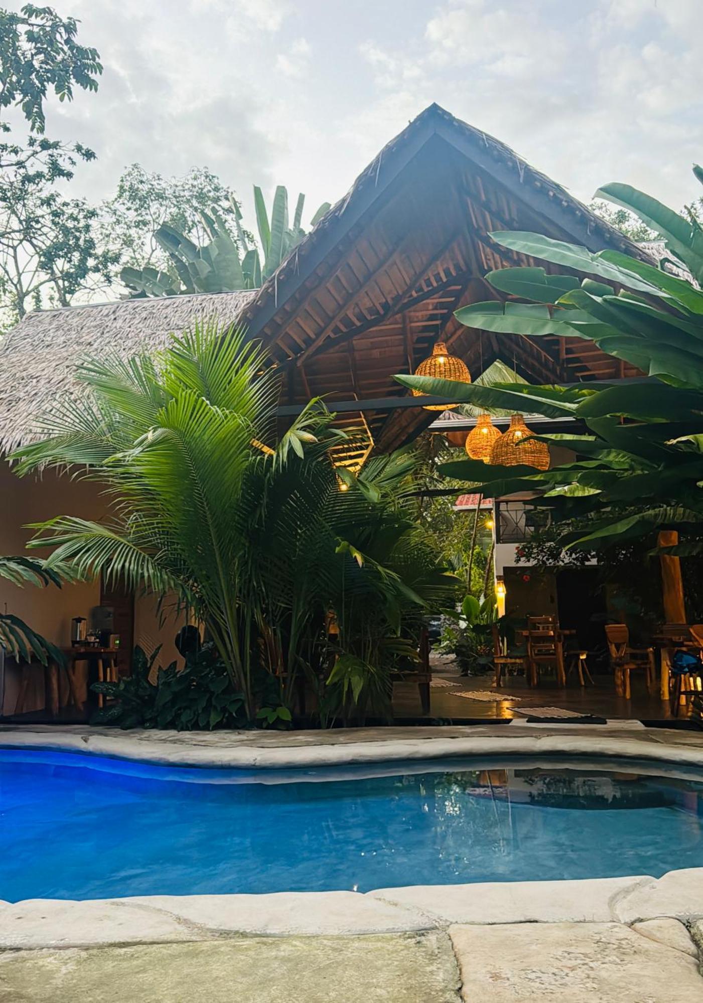 Conga Boutique Hotel Puerto Viejo de Talamanca Luaran gambar